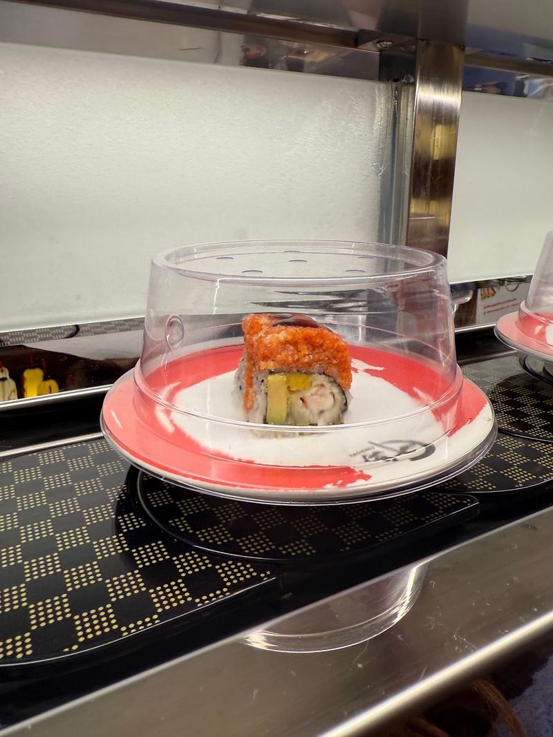 Color-Coded Plates Keep The Bill Honest