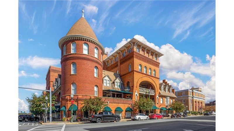 9 Creepy Attractions In Georgia That Visitors Rarely Discover - Decor Hint Windsor Hotel, Americus