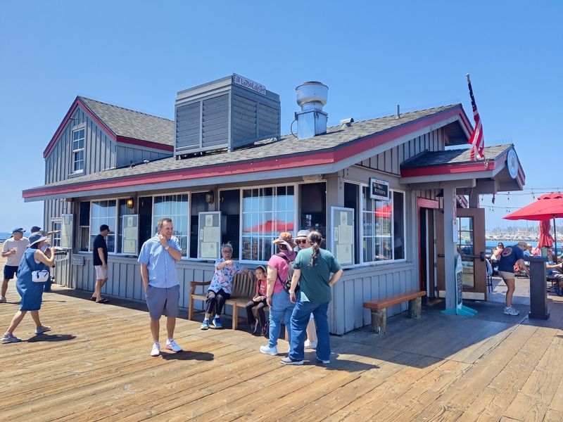 Santa Barbara Shellfish Company, Stearns Wharf