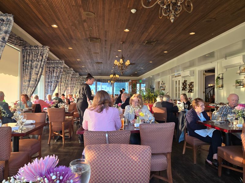 8 Connecticut Restaurants That Surprise Diners With Their Unusual Locations - Decor Hint Gelston House, East Haddam