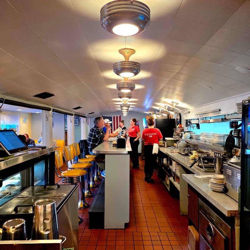 Henry's Diner, Burlington 