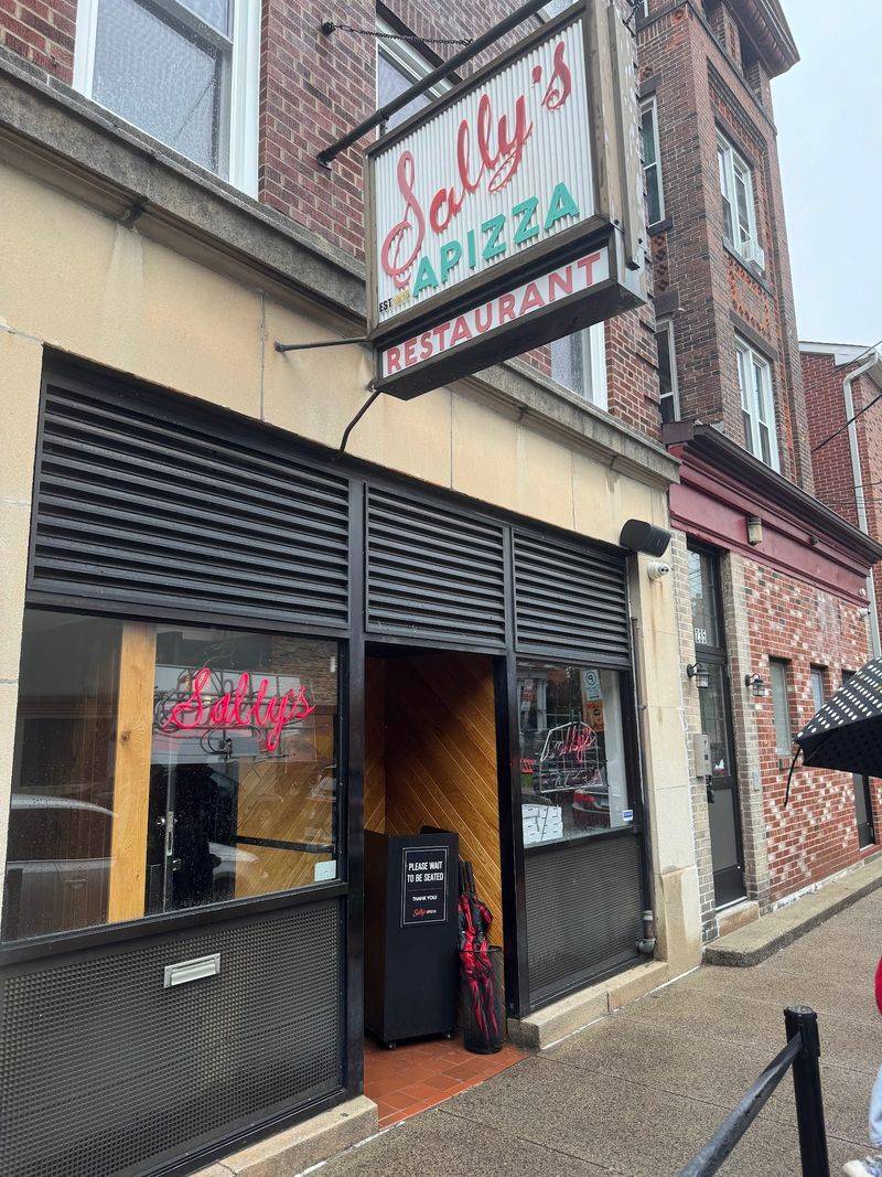 Sally's Apizza, New Haven