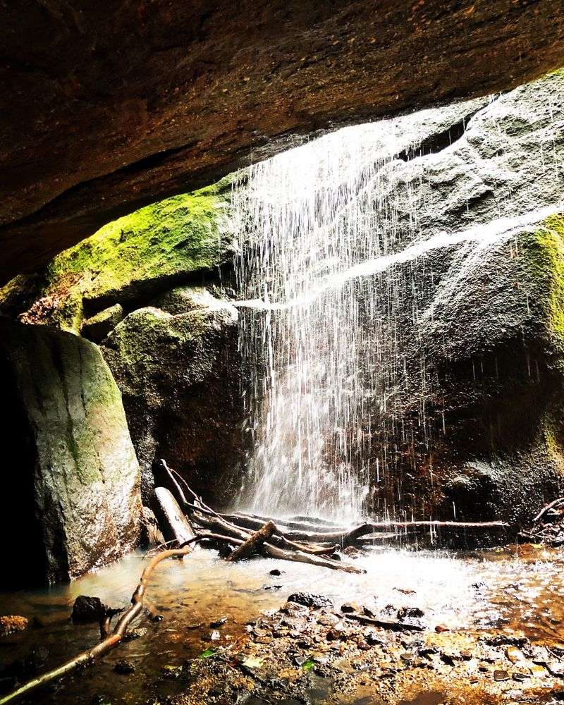 Nelson-Kennedy Ledges State Park
