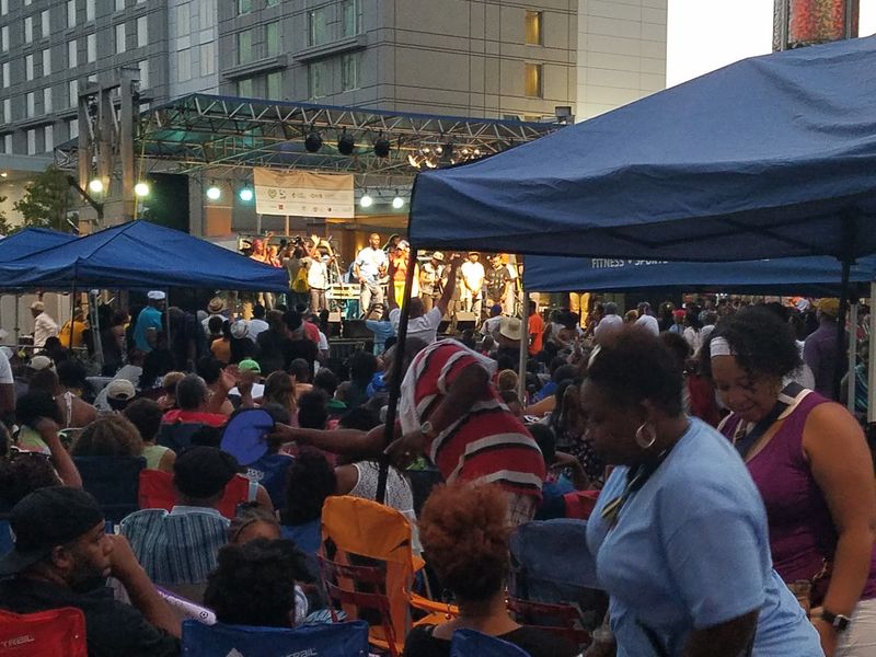 This Free 2-Day North Carolina Festival Turns Labor Day Weekend Into A Celebration Of African American Culture - Decor Hint Live Music Keeps Multiple Stages Busy Throughout The Weekend