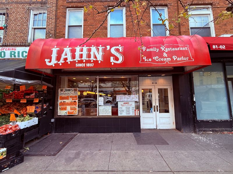 Jahn's, Jackson Heights