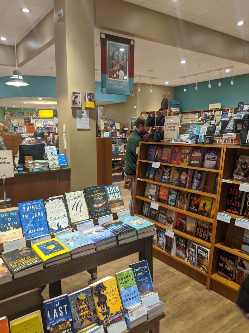 Booksellers Who Actually Read