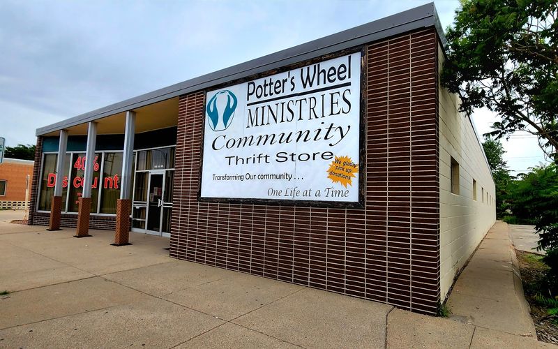 Potter's Wheel Ministries - Retail Store, Scottsbluff