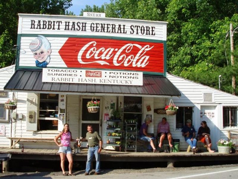 Rabbit Hash General Store, Burlington