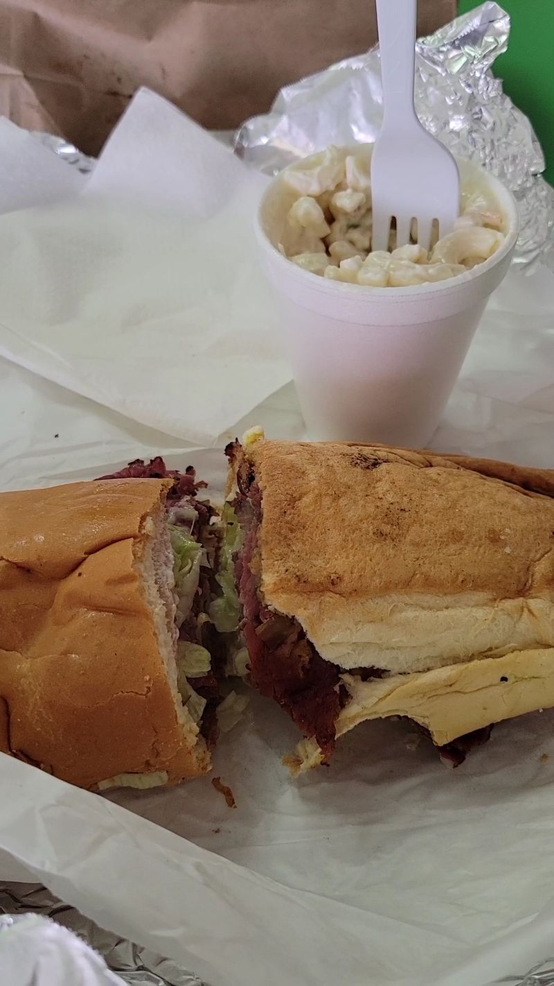 10 Remarkably Affordable Texas Delis Locals Swear By For Sandwiches - Decor Hint Brown Bag Deli, El Paso