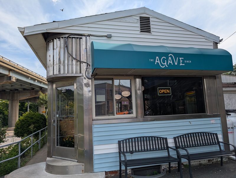 The Agave Diner, Seymour