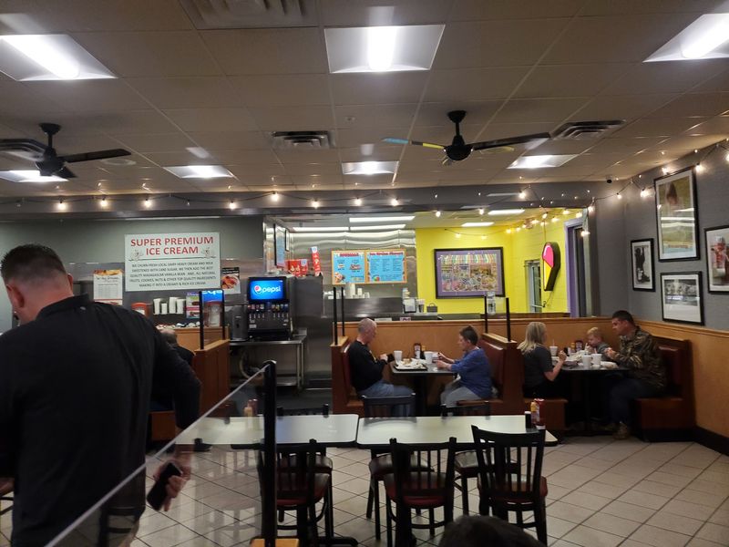 TJ’s Deli & Grill