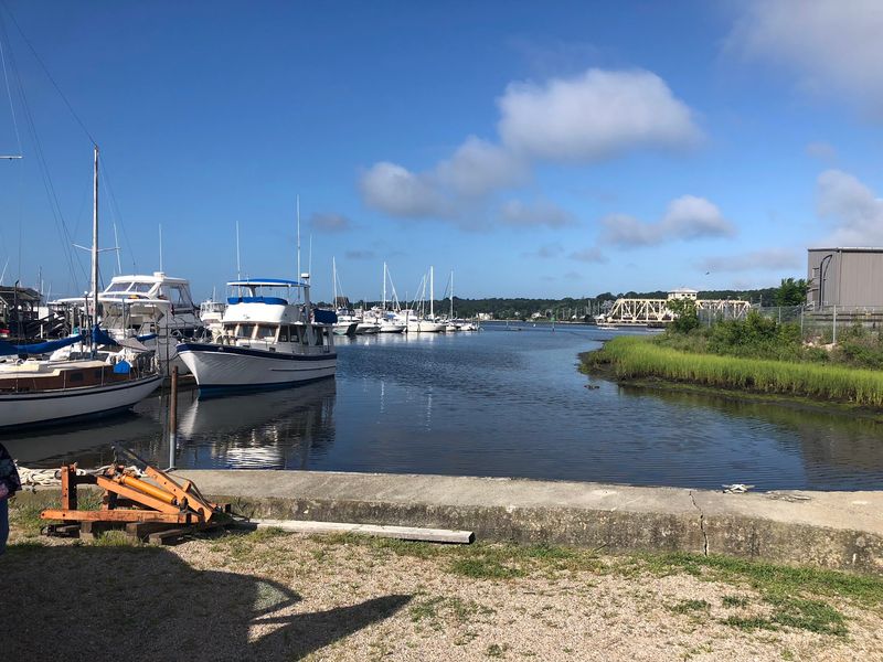 Harbor Views That Make Quiet Days Feel Special