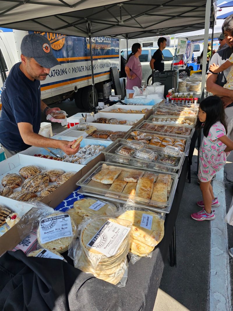 Omaha Farmers Market: Aksarben Village, Omaha