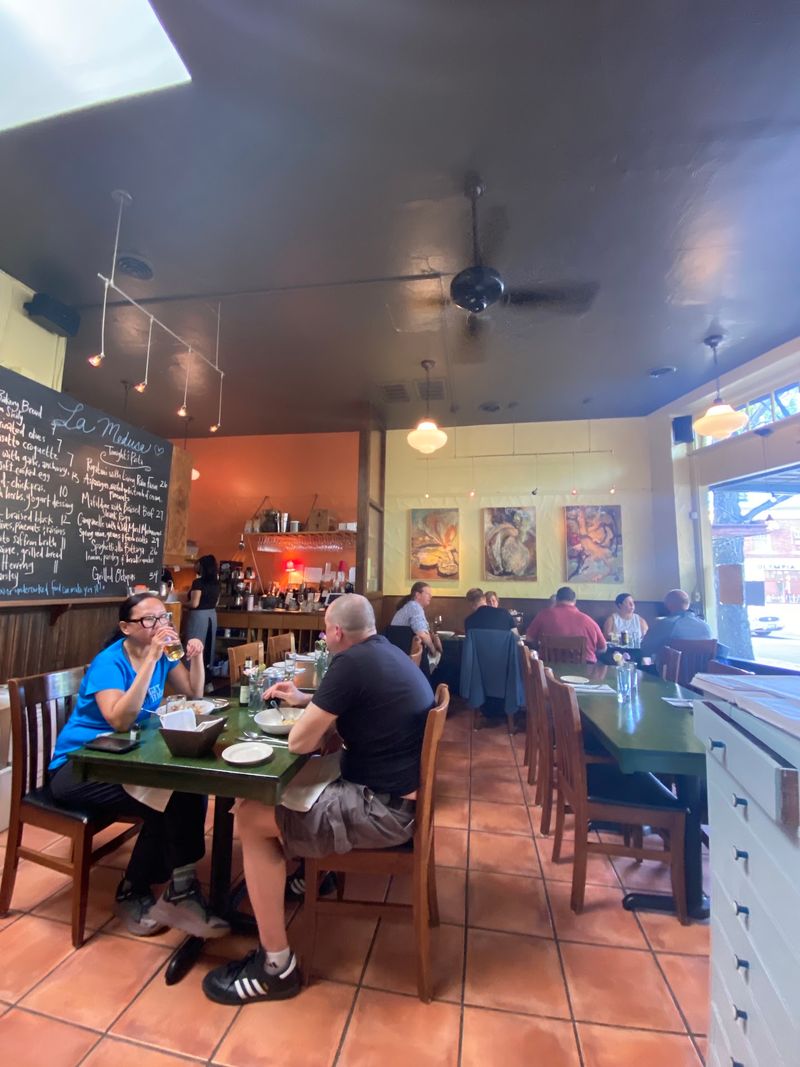 12 Old-World-Style Italian Restaurants In Washington That Are A Must-Visit For Pasta Lovers - Decor Hint La Medusa, Seattle