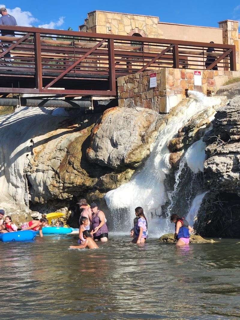 10 Scenic Mountain Towns In Colorado That Are Perfect For Wallet-Friendly Escapes - Decor Hint Pagosa Springs