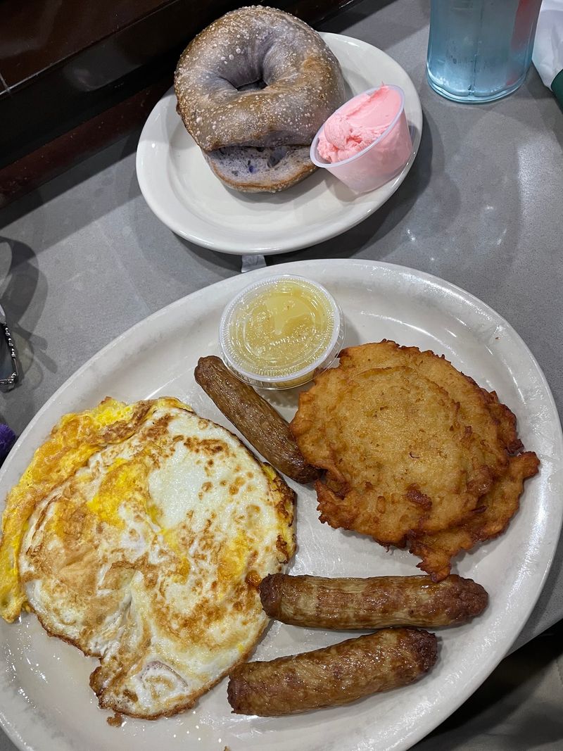 The Historic Georgia Deli Where Matzo Ball Soup Draws Crowds From Every Corner Of The State - Decor Hint Bagels That Win Awards Year After Year