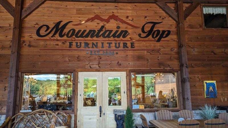 Mountain Top Furniture & Design, Blairsville