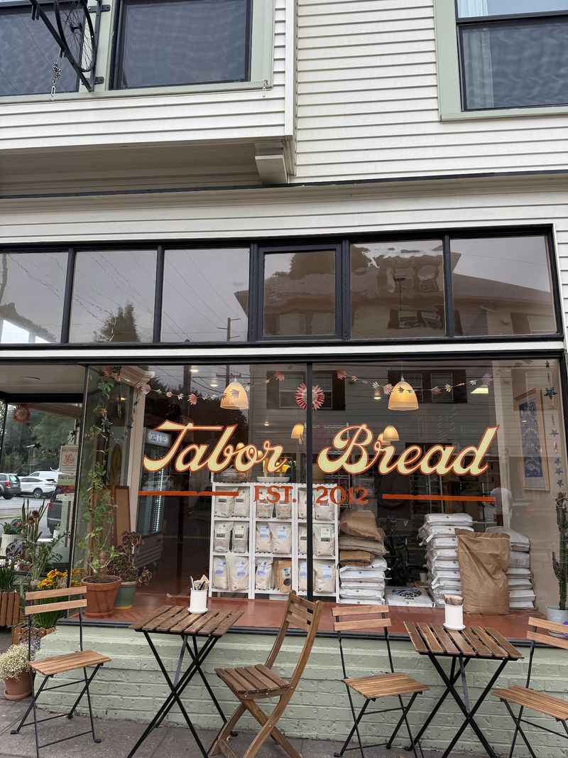 Tabor Bread, Portland