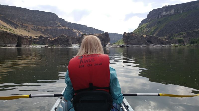 Paddle 2 Miles Through An Idaho Canyon To Reach Two 100-Foot Rock Pillars In The River - Decor Hint Launch Beneath The Canyon Walls And Start Paddling Upstream