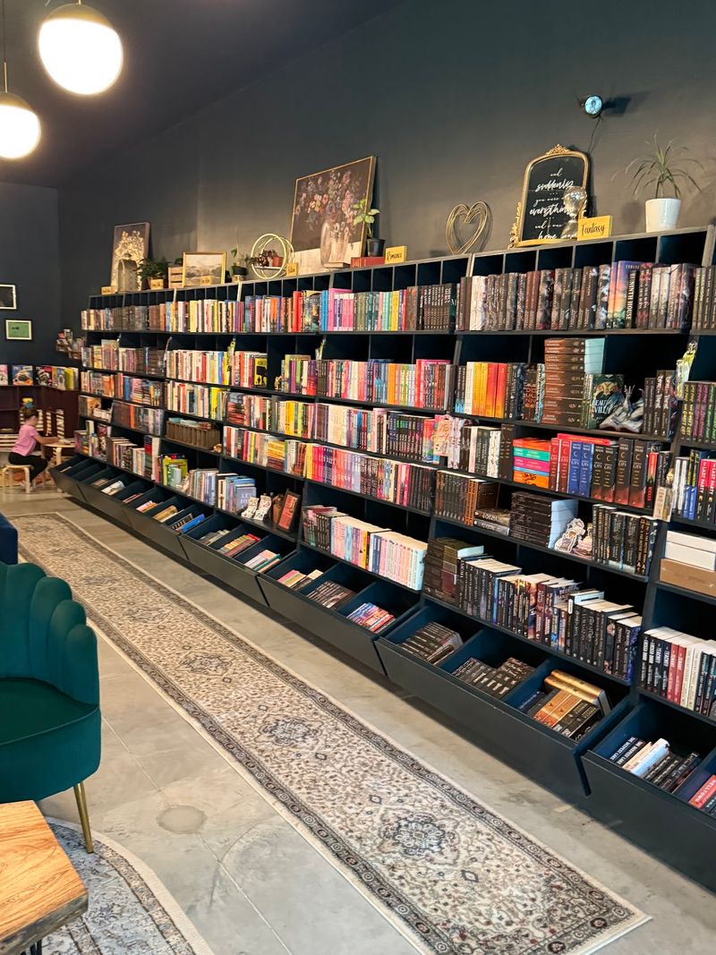 Shelves Small But Smart