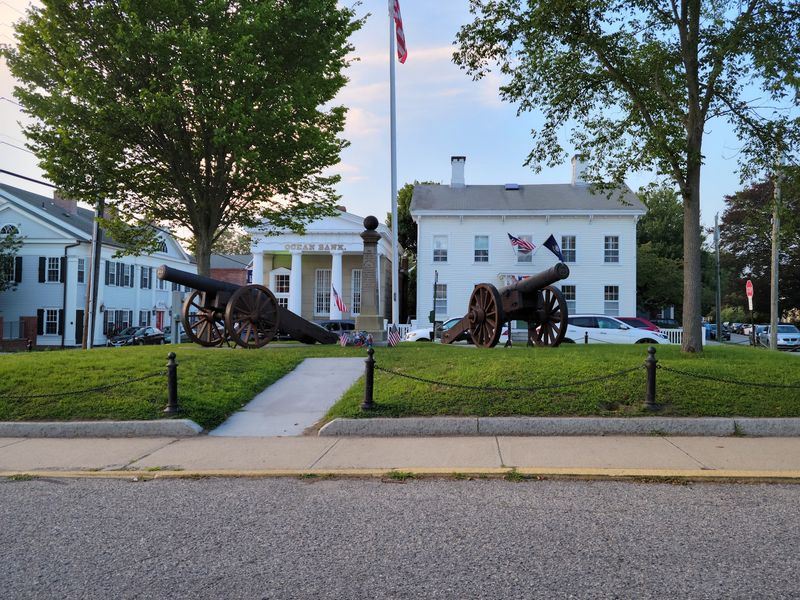 This Connecticut Beach Is One Of The State's Most Underrated Coastal Gems, And Locals Like Keeping It Quiet - Decor Hint Nearby Village Streets Adding Extra Coastal Charm
