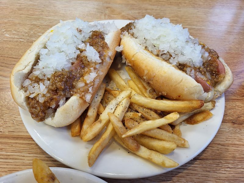 9 Timeless Pennsylvania Restaurants Locals Recommend For A Cheap Meal - Decor Hint Famous Hot Weiner, Hanover