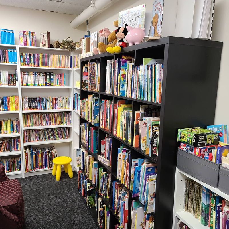 Syd's Book Shack & Boutique