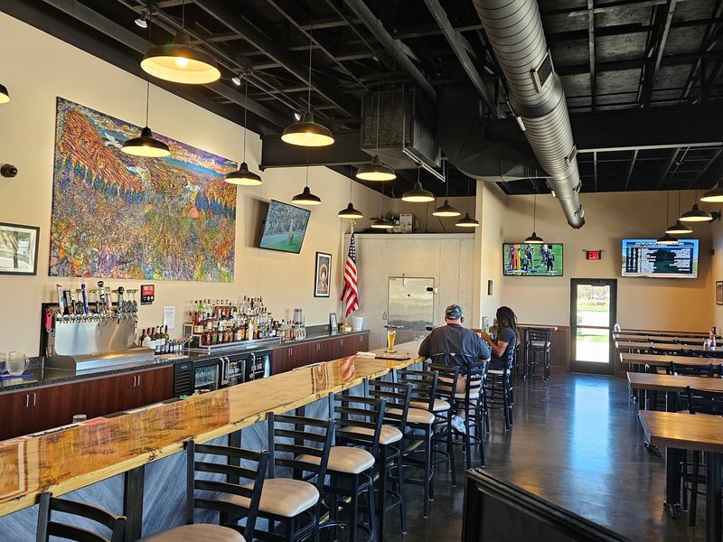 Capones Bar, Grill Piles It On