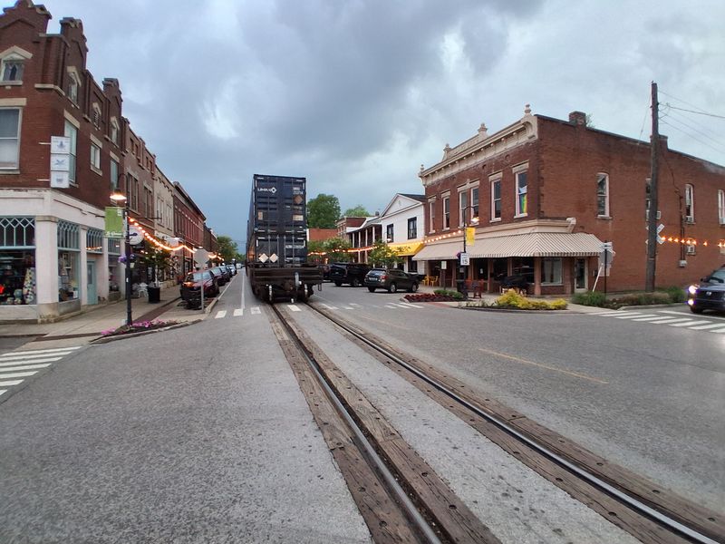 Downtown Strolling Around The Tracks