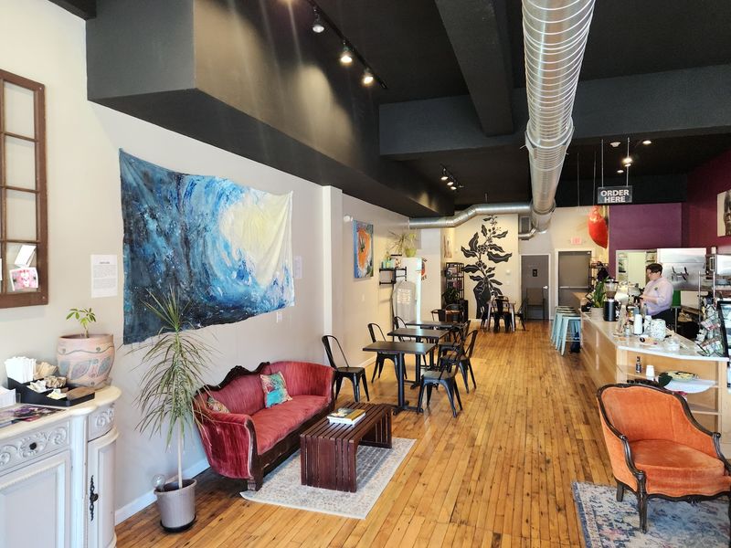 Semilla Cafe + Studio, Hartford