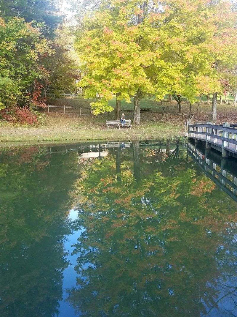 Put This Hidden North Carolina Lake On Your Radar Before Fall Colors Arrive - Decor Hint The First Hints Of Autumn Show Up Here Earlier Than You Might Expect