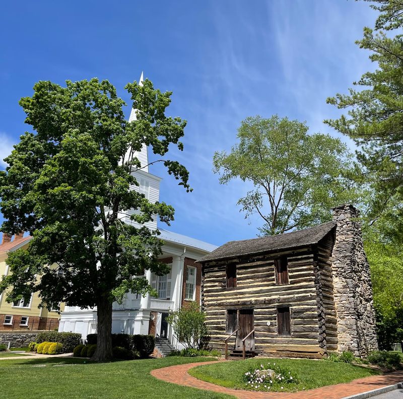 10 Tennessee Destinations Where You Can Have Fun Without Spending A Lot - Decor Hint Historic Jonesborough Visitors Center, Jonesborough