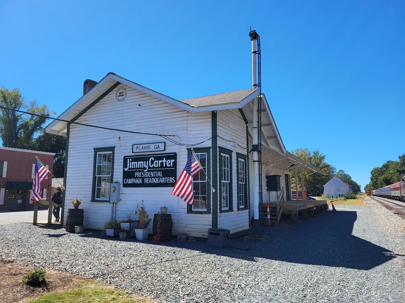 This 35-Mile Georgia Railroad Adventure Rolls Straight Through Jimmy Carter Country - Decor Hint Archery And President Carter's Boyhood Farm