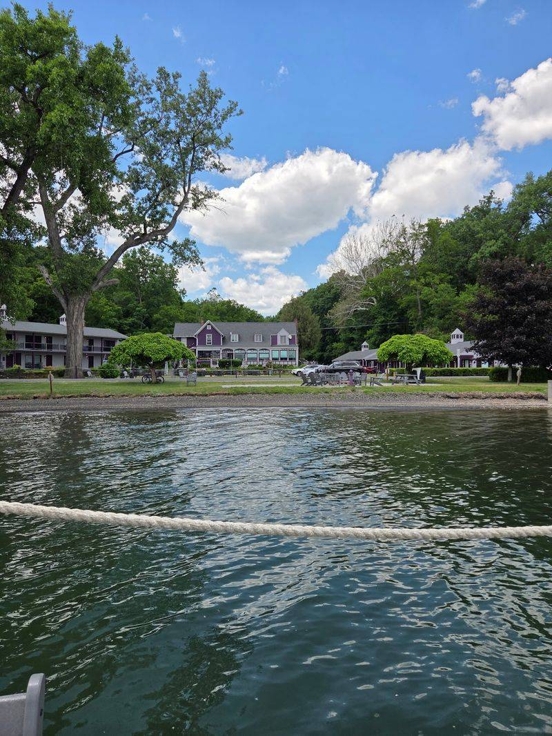 Sapalta, Himrod On Seneca Lake