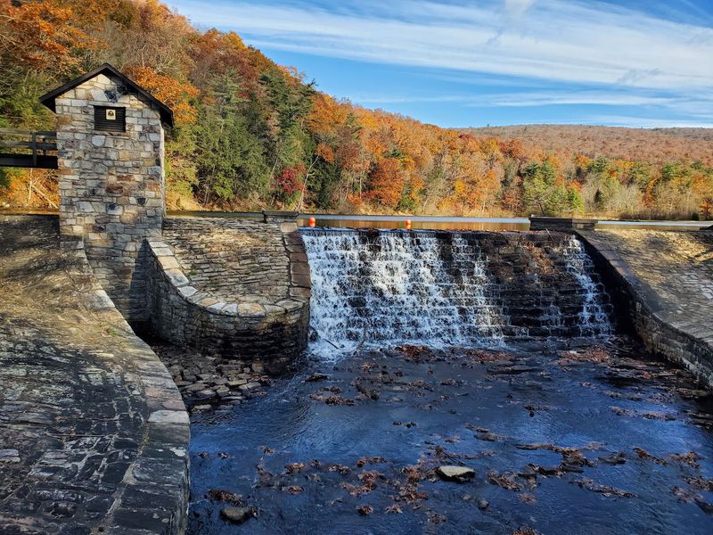 10 Quiet Lakes in Pennsylvania That Are Perfect For A Weekend Escape - Decor Hint Greenwood Furnace State Park