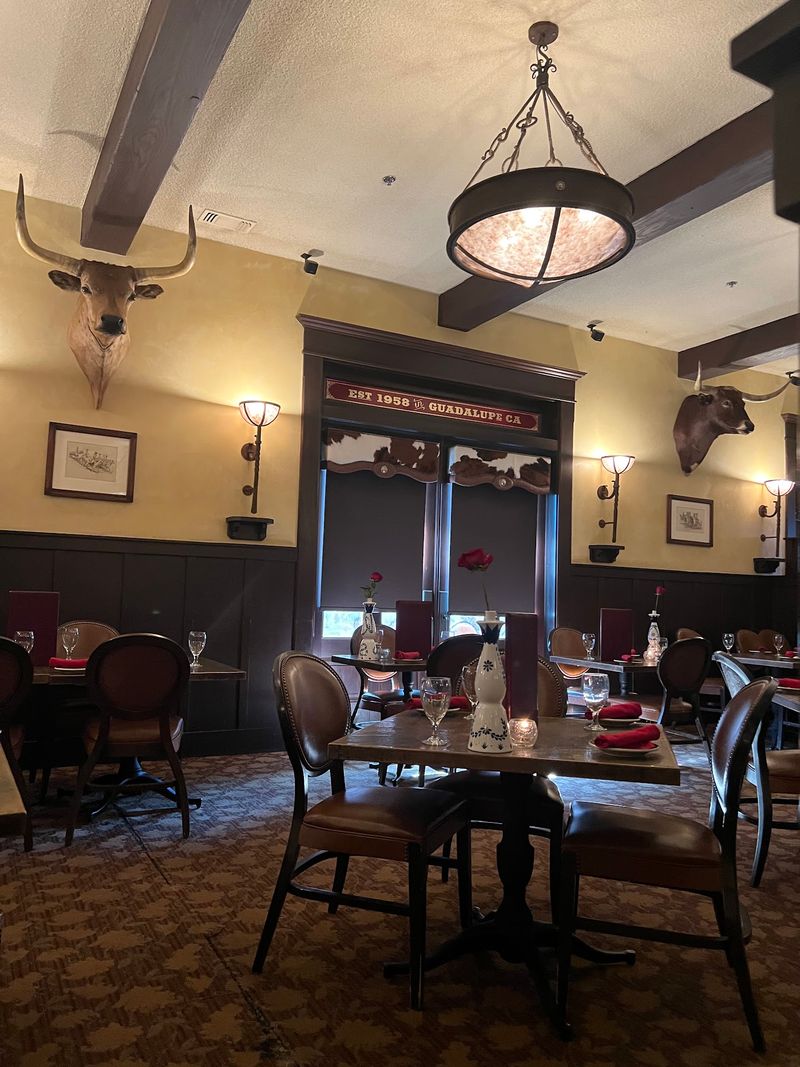 Far Western Tavern, Orcutt