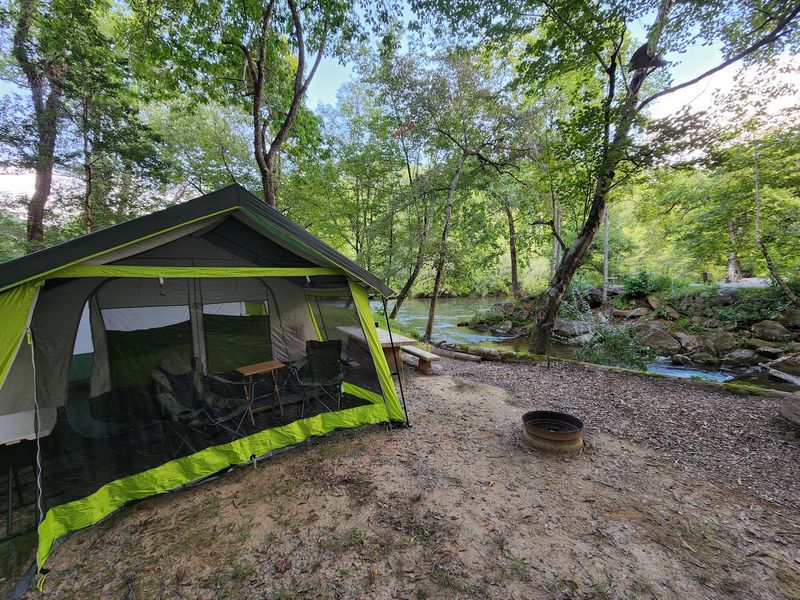 This Georgia Campground Sits Along The Toccoa River With Tubing, Camping, And Mountain Views - Decor Hint Tent Camping Beside The Water