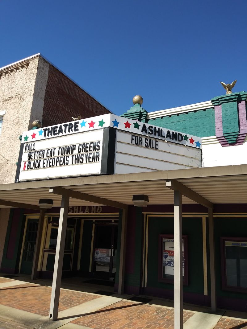 Ashland, Clay County