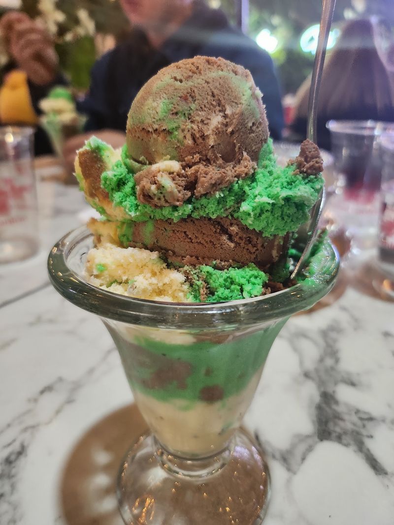 L&B Spumoni Gardens, Brooklyn