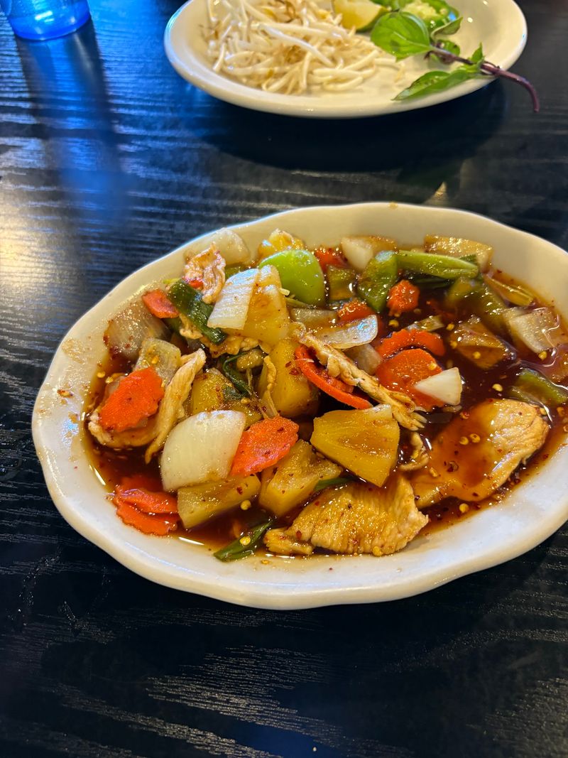 Dee Kitchen | Thai • Vietnamese, Idaho Falls