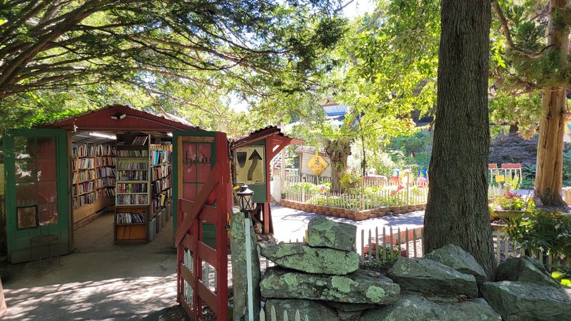 A Bookstore Story Dating Back To 1988