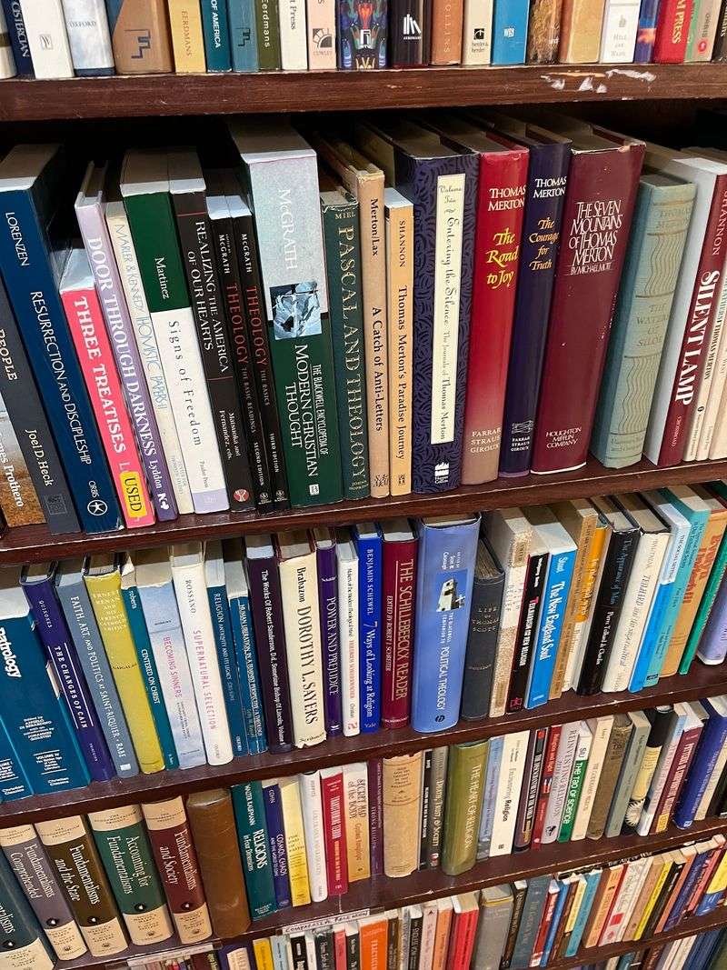 An Independent Shop Built For Browsing