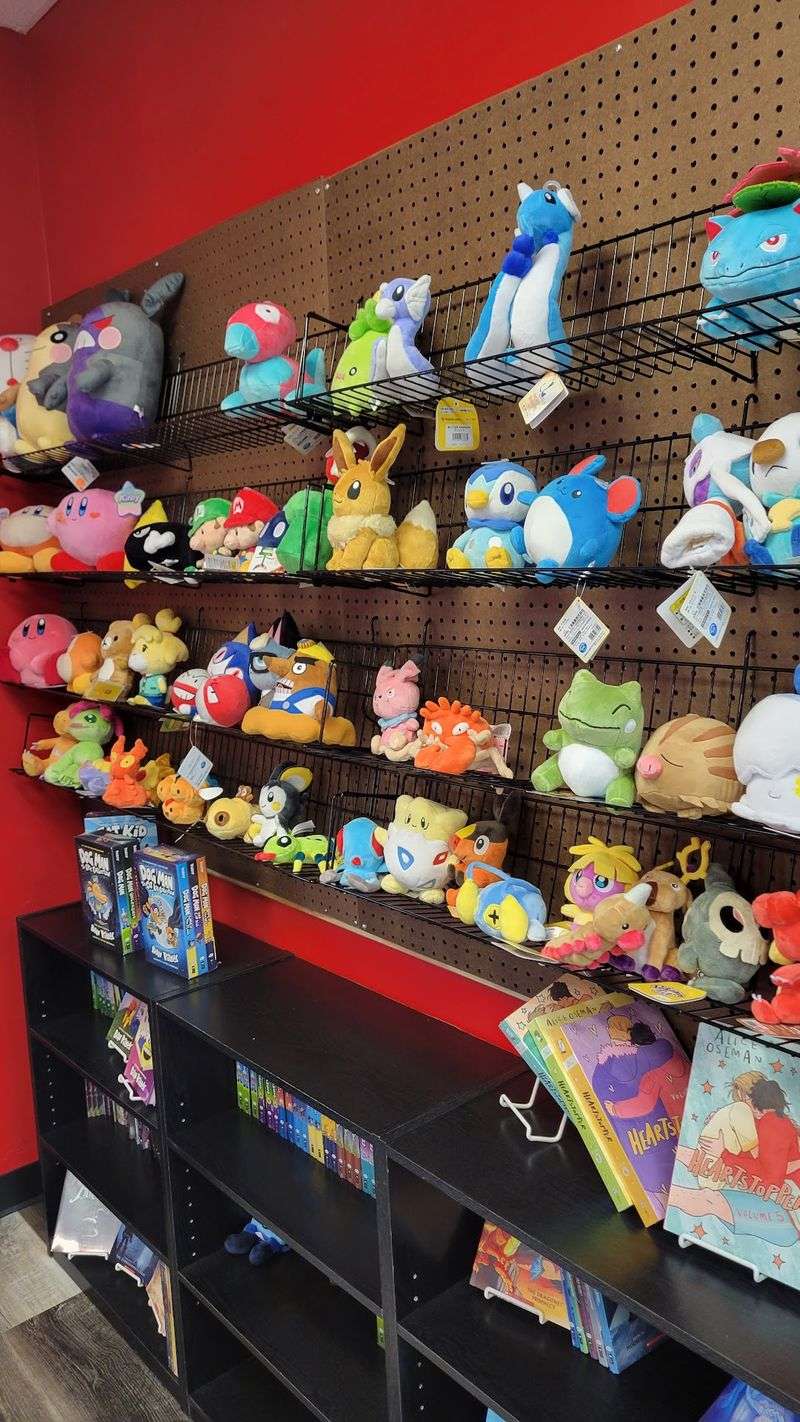 Kentucky Has A Japanese Shop Where Manga, Gundam Kits, And Rare Snacks Fill Every Shelf - Decor Hint Anime Figures That Belong In A Display Case