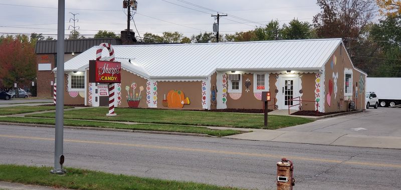 10 Old-Fashioned Candy Shops In Kentucky That Feel Like Willy Wonka's Factory - Decor Hint Sharp's Candies