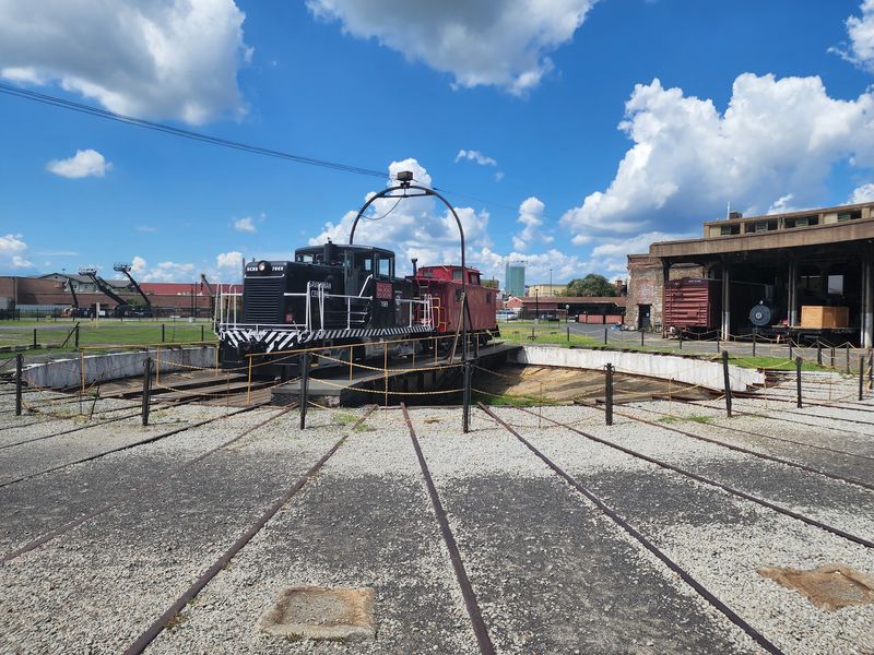 This Georgia Railroad Museum Lets Visitors Ride Historic Trains Through A Working Rail Yard - Decor Hint The 85-Foot Turntable That Still Actually Spins