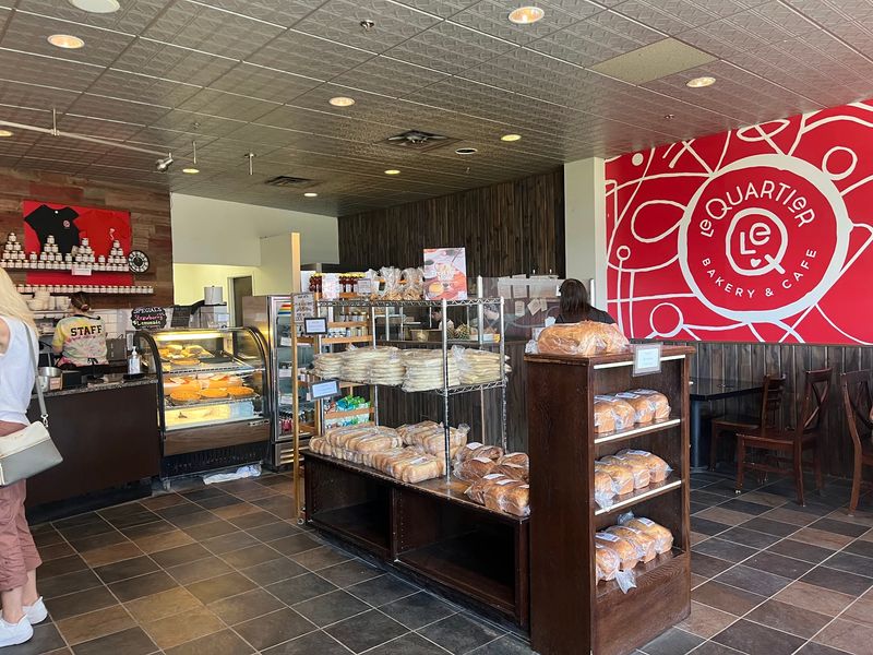 Le Quartier Bakery And Cafe at Meridian Park, Lincoln
