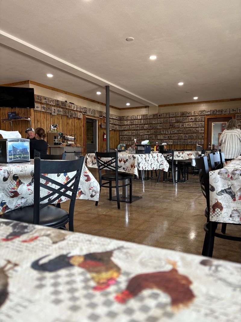 Memaw's Barnyard Cafe, Gering