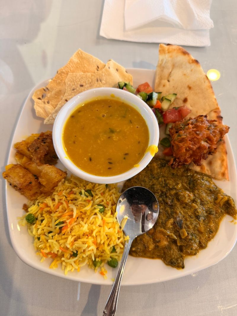 10 Indian Restaurants In Kentucky Locals Keep Going Back To - Decor Hint India Oven Fine Indian Restaurant