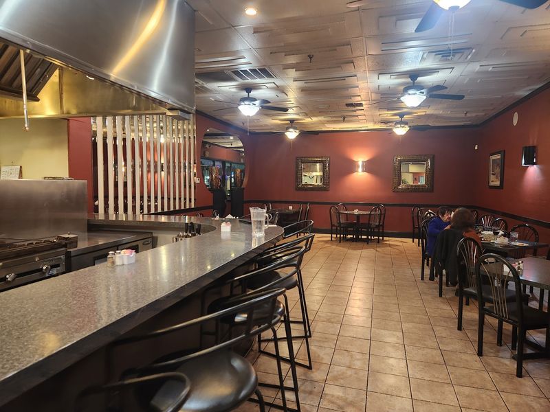George's Bar & Grill, Armenian Cooking On North Blackstone