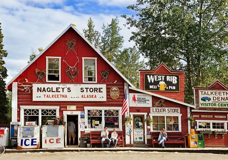 This Quirky Alaska Town Feels Like A Cozy Weekend Escape With Big Culinary Charm - Decor Hint Coffee Cabins And A Famous Feline Mayor